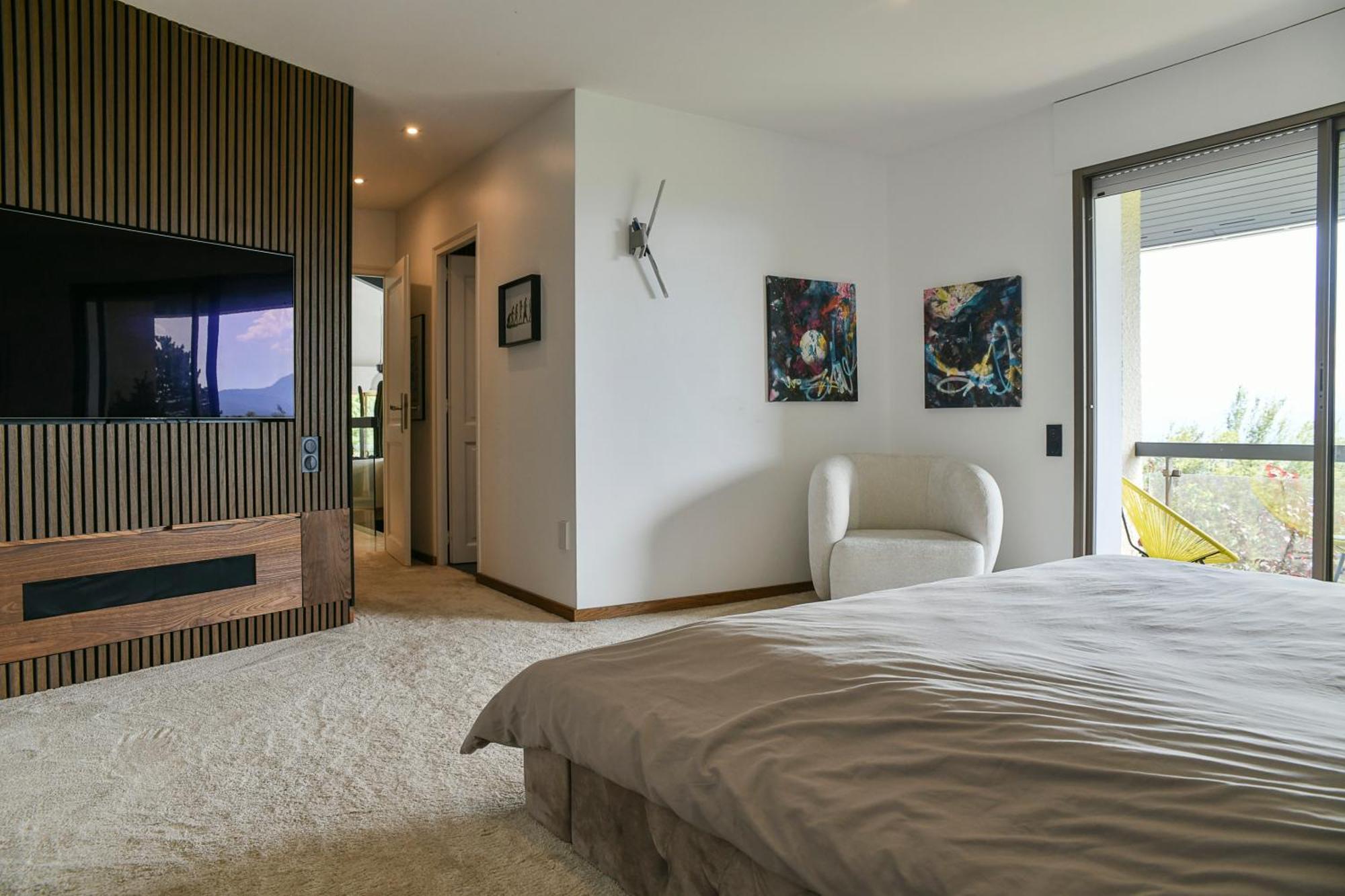 Superbe Avec Piscine Interieure, Sauna, Jacuzzi Et Salle De Sport * Lucinges